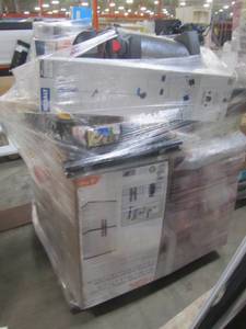 lot 101 image: WHOLESALE MIXED PALLET OF RETURNS - HOME DECOR AND SHOP EQUIPMENT