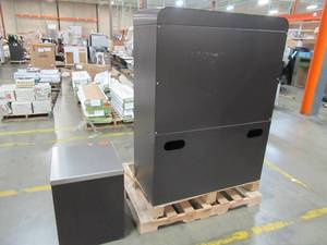 lot 213 image: Portable Secure Point-of-Sale Unit.