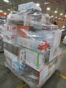 lot 222 image: WHOLESALE MIXED PALLET OF RETURNS - LIGHTING