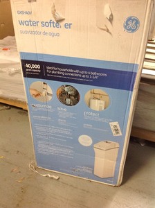 GE 40,200 Grain Water Softener- in good conditions