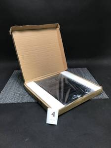 lot 4 image: SmarTake Tempered Glass Electronic Bathroom Scale Black