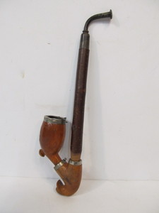 lot 55 image: Antique Czechoslovakian Smoking Pipe wDeer