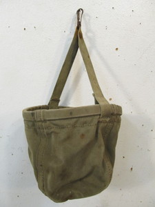 lot 58 image: Orig WW2 Era Artillery HOWITZER Muzzle Cover