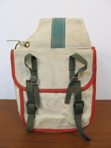 lot 59 image: Vintage WHITE STALLION Horse Goods Canvas Saddle Bags