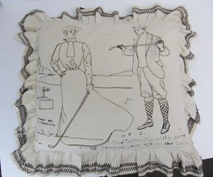 lot 73 image: Vintage Hand Made Embroidered Pillow wGolf Scene