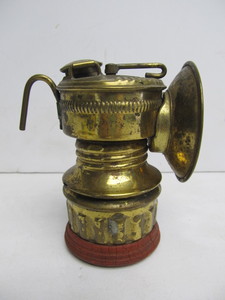 lot 21 image: Old Vintage Shanklin Guys Dropper Carbine Miners Light