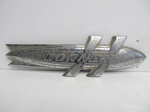 lot 34 image: Large Vintage 11.5 AMC HORNET Chrome Car Emblem