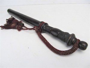 lot 37 image: Orig Antique Wooden Billy Club Nightstick