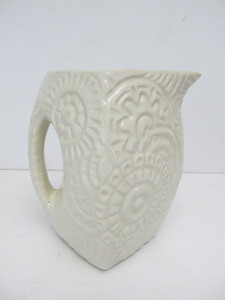 lot 97 image: Vintage NILOAK Art Pottery Iced Tea Pitcher