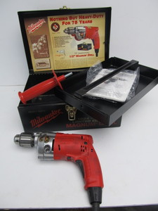 lot 174 image: Working MILWAUKEE Collectors Edition Magnum 12 Drill w Case