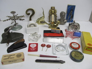 lot 178 image: Lot of Vintage Office Items Collectibles etc