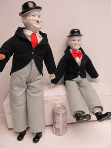 lot 114 image: Vintage LAUREL & HARDY Cloth & Ceramic Dolls