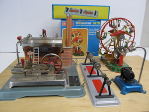 lot 1 image: Excellent Vintage JENSEN Tin Working Steam Engine wAccessories 