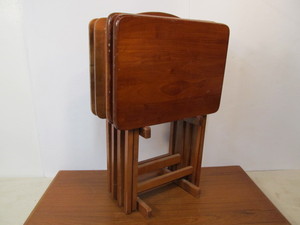 lot 136 image: Set of 4 Solid Wood Folding Tray Tables wStand