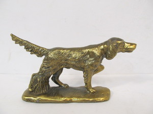 lot 139 image: Vintage PM CRAFTSMAN Solid Brass Dog PaperweightStatue