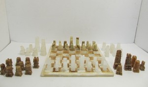 lot 144 image: Vintage Onyx Chess Board wCarved Onyx Pieces