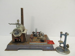 lot 147 image: Vintage WILESCO Tin Steam Engine Toy