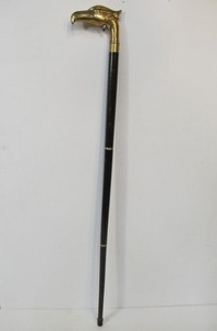lot 222 image: Vintage Solid Brass Eagle Head Handled Cane wLight