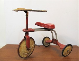 lot 236 image: Vintage 1930s Tricycle
