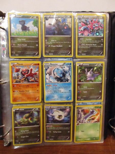 lot 245 image: LARGE Lot of POKEMON Cards 