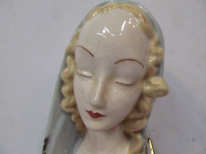 lot 197 image: Vintage 1950s Porcelain Praying Madonna Figurine