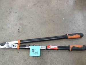 lot S84 image: Fiskars 28 in. Power-Lever Bypass Lopper