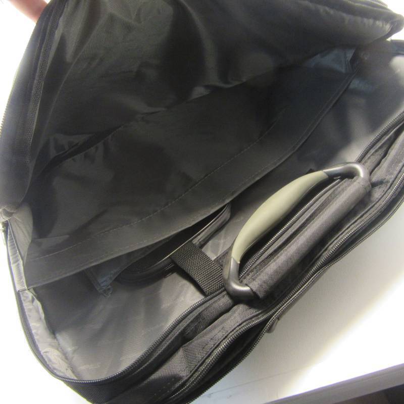 lot 85 image: Labtop Bag - Targus  Multi Compartments