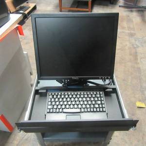 lot 17 image: Dell Computer for 19 in Data Rack