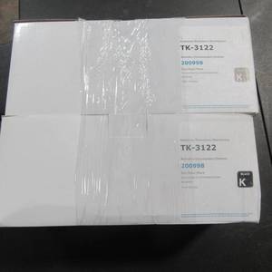 lot 32 image: 2x New Toner Cartridges TK-3122