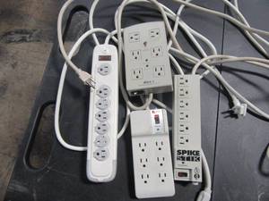 lot 58 image: Lot of 4 Power Strips