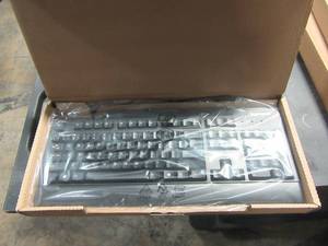 lot 64 image: New Lenovo Keyboard with full number pad