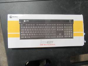 lot 71 image: New Macally Wireless Keyboard