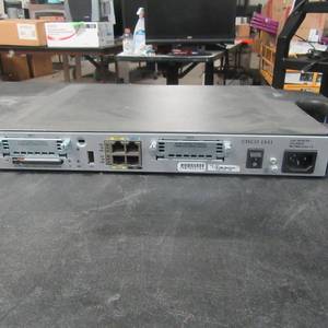 lot 93 image: Cisco 1841 Router