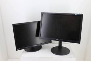 (2) Samsung Syncmaster B1940 Monitors