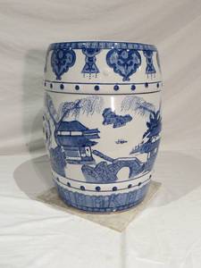 lot 47 image: Ceramic Asian Side Table