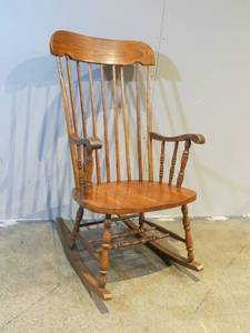 lot 53 image: Wooden Rocking Chair