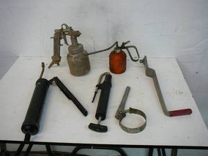 lot 12 image: Lot Of Shop Tools
