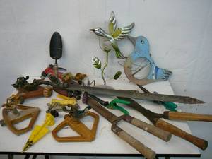 lot 13 image: Lawn & Garden Tools