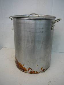 lot 22 image: Turkey Cooker Kettle ONLY
