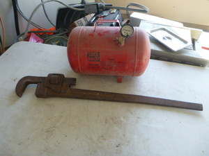 lot 14 image: Air Tank and Pipe Wrench
