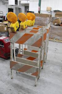 lot 16 image: Lot of (4) Commercial Street Hazard Signs with Blinking Yellow Lights
