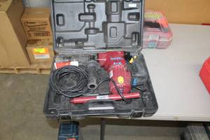 lot 54 image: Central Machinery Demolition Hammer, Case