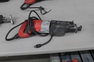 lot 78 image: Milwaukee Heavy Duty Sawzall 6519