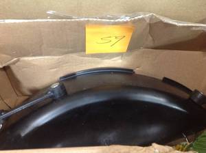 lot 59 image: John Deere 42 in. Mulch Coveropen box in like new condition