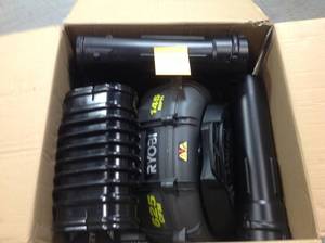 lot 95 image: 145 MPH 625 CFM 40-Volt Lithium-Ion Cordless Backpack Blower 5 Ah Battery and Charger Included