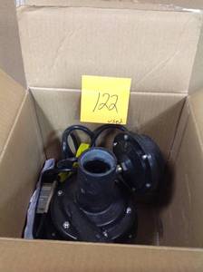 lot 122 image: Everbilt 13 HP Utility Sink Pump USED in good condition