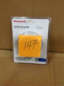 lot 147 image: Re-Useable Water Leak Alarm not used