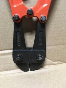 HDX 24 in. Bolt Cutters in good condition�