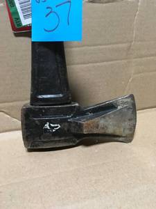 Husky 4 lb. Premium Log Super Splitter with 34 in. Fiberglass Handle USED