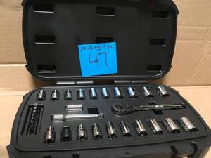 Husky 14 in. Drive Ratchet SAEMetric Socket Set (30-Piece) MISSING 1 PC